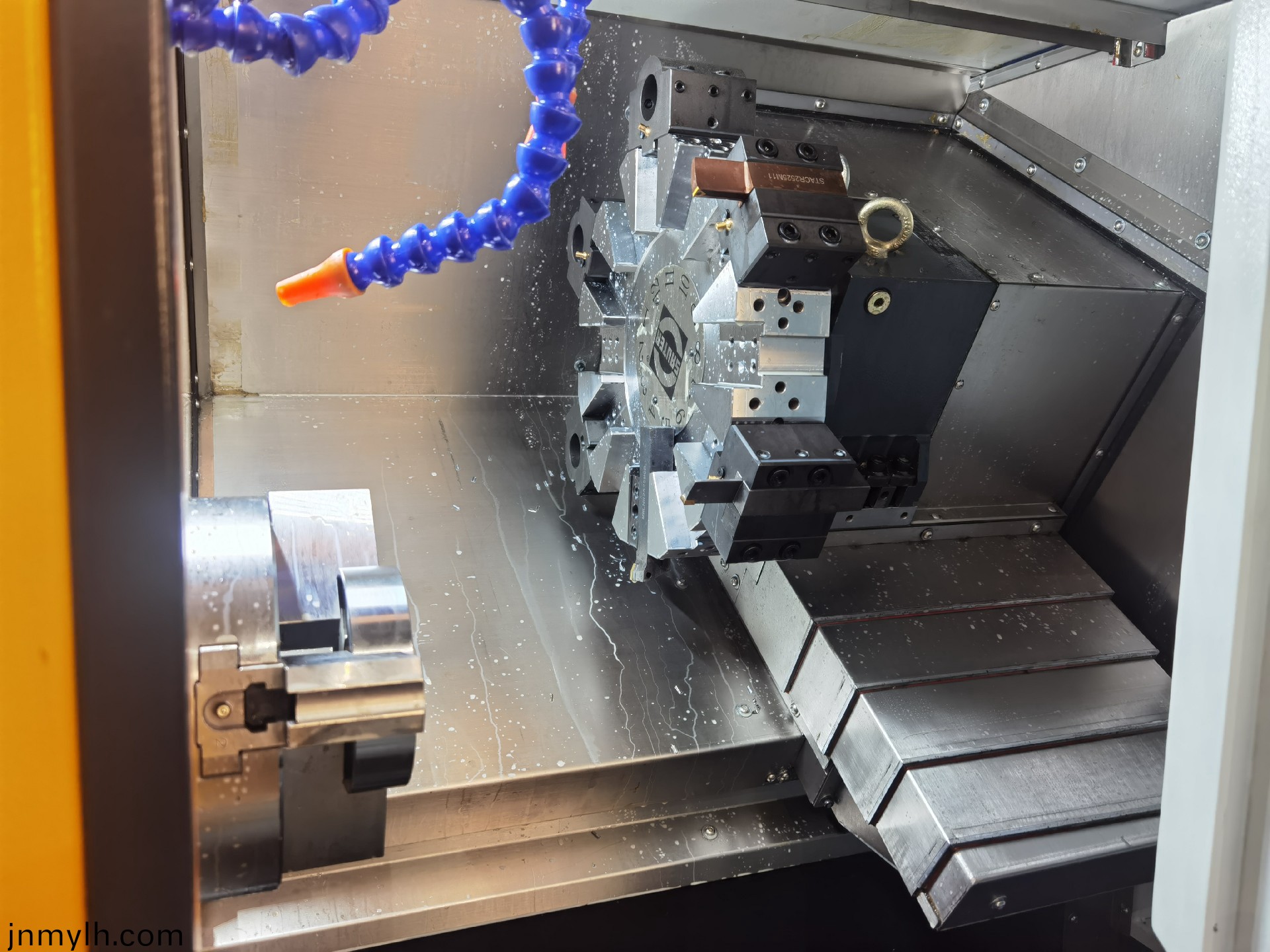 小鋼礮(pao)刀(dao)墖(ta)機(無(wu)尾座(zuo)欵）